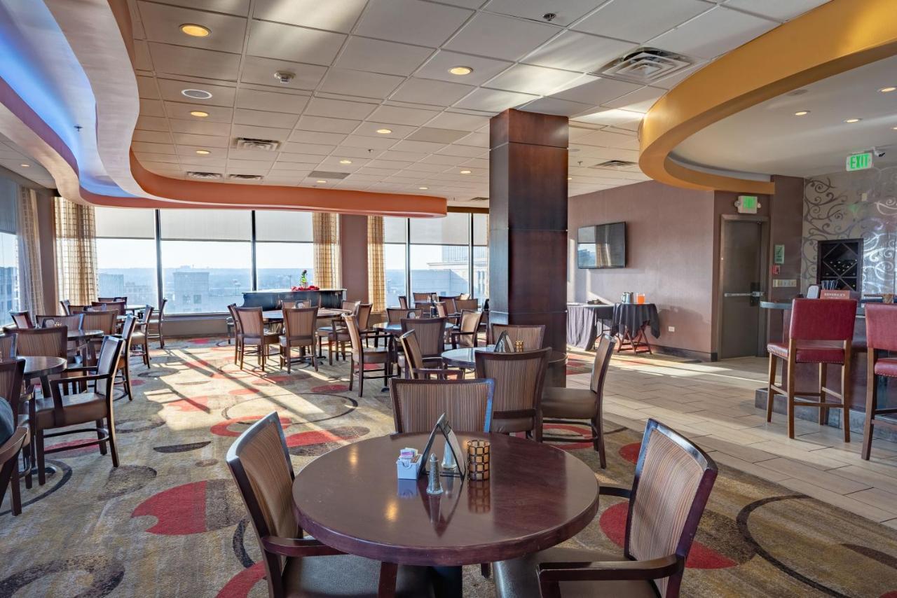 Radisson Dayton Convention Center Hotel Exterior photo
