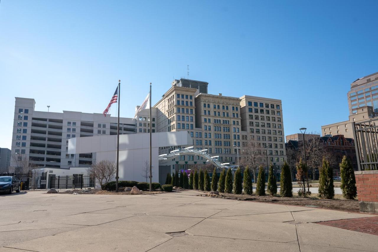 Radisson Dayton Convention Center Hotel Exterior photo